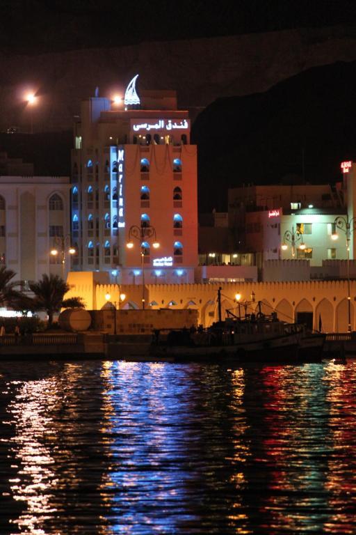 Marina Hotel Mutrah Exteriér fotografie