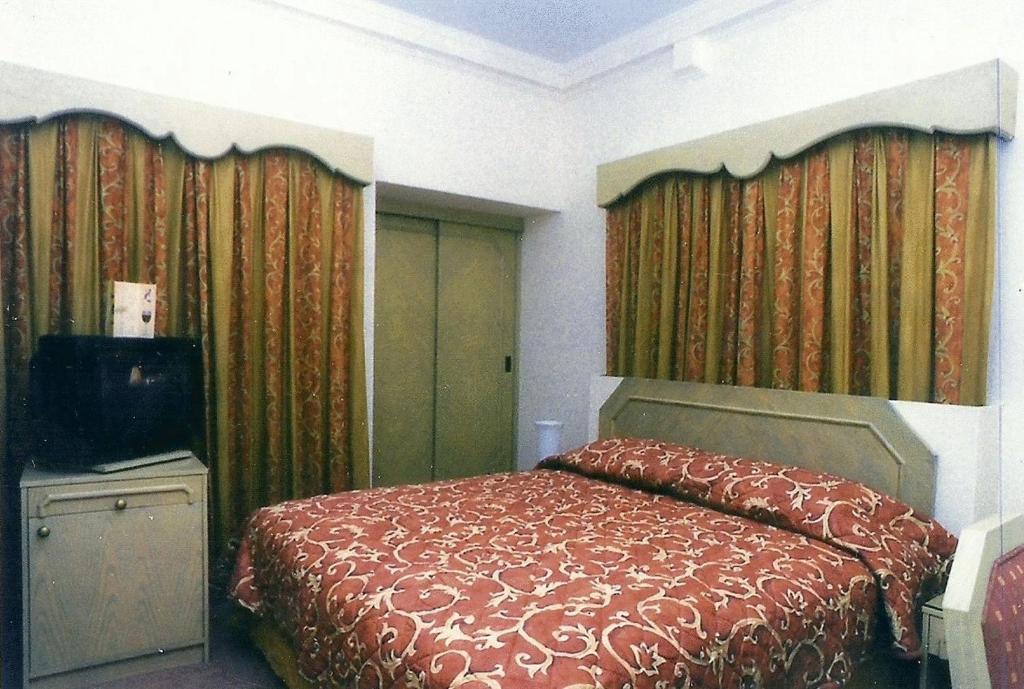 Marina Hotel Mutrah Pokoj fotografie